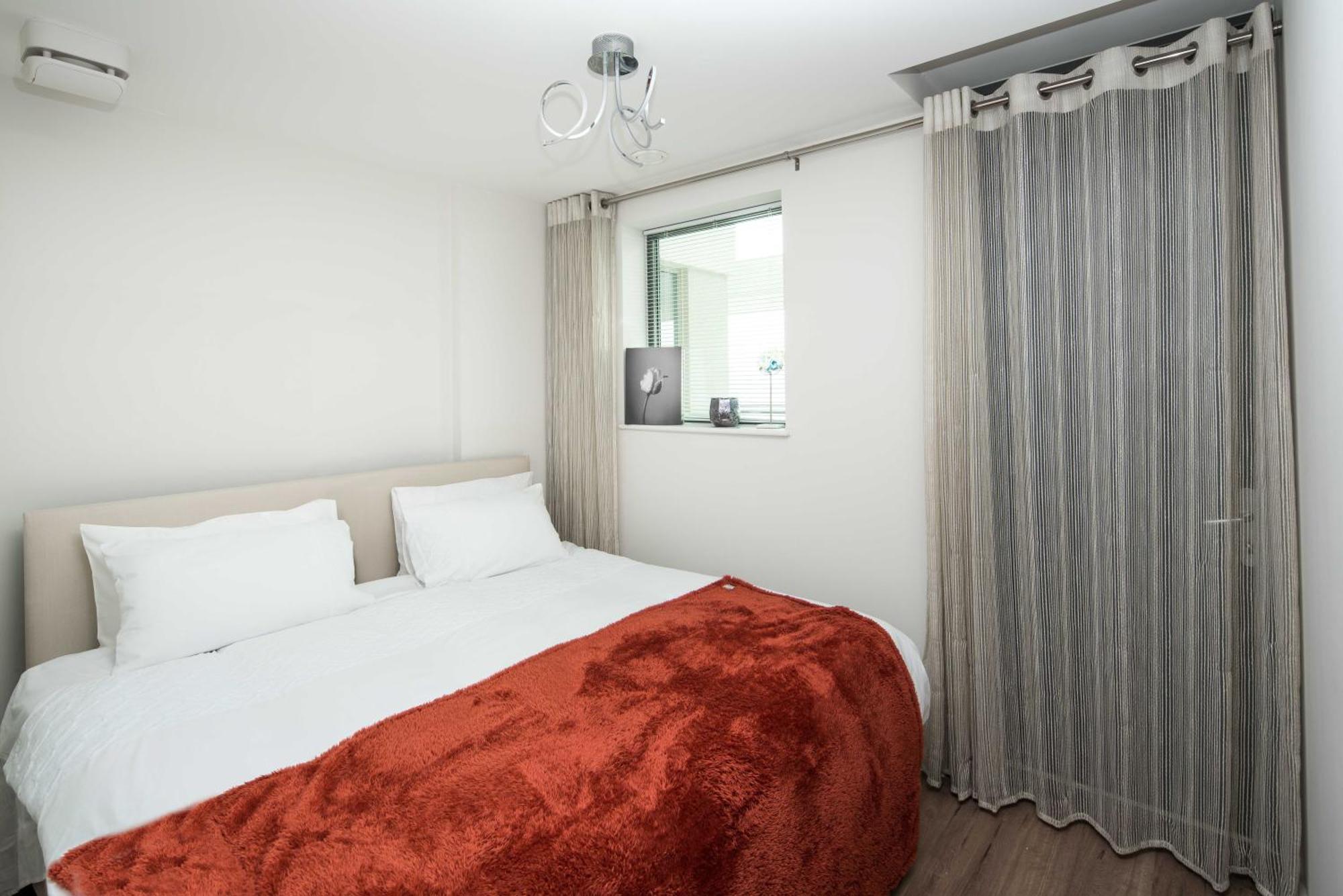 Canning Town -2 Bed Luxury Apartment 伦敦 外观 照片