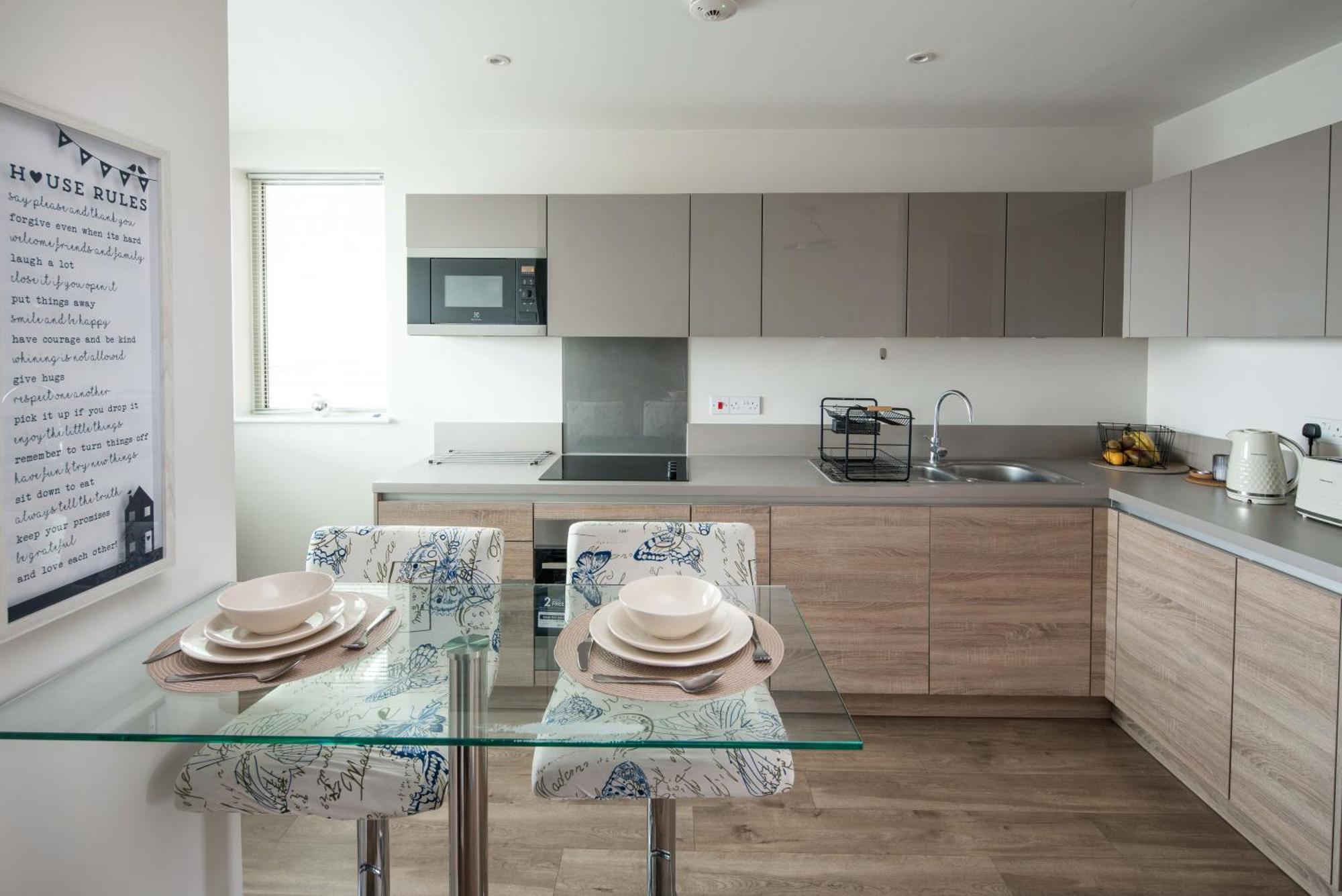 Canning Town -2 Bed Luxury Apartment 伦敦 外观 照片